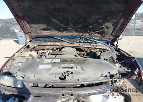 2002 Chevrolet Silverado 1500 Ls from USA, damaged, VIN 2GCEC19V621139042